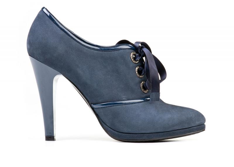 Damenschuh T